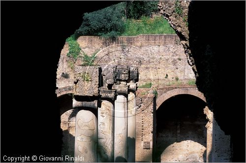 ITALY - VILLA ADRIANA (Tivoli RM) - Tempio di Serapide - particolare