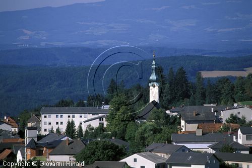 AUSTRIA - BURGENLAND - Bernstein - veduta del borgo