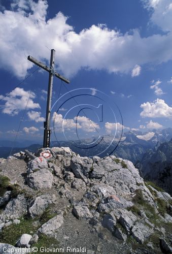 AUSTRIA - SALZKAMMERGUT (GOSAU) - gruppo delle Gosaukamm - Donnerkogel (2055 mt:)