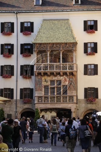 Austria - Innsbruck - Herzog Friedrich strasse - Goldenes Dachl