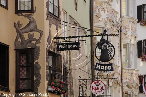 Austria - Innsbruck - Herzog Friedrich strasse - Goldenes Dachl