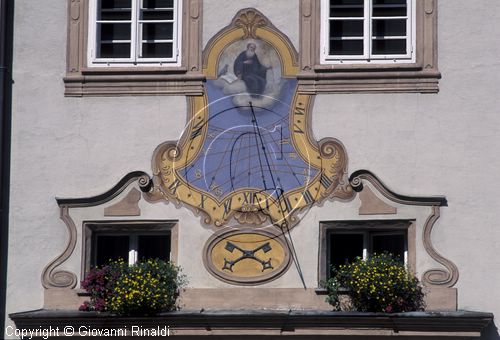 AUSTRIA - SALISBURGO - SALZBURG - St Peter Erzabtei - meridiana
