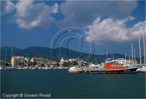 corsica_macinaggio0001.jpg