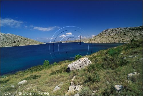 CROATIA - KORNATI (Croazia - Isole Incoronate) - Isola di Levrnaka vista dal Monte Svirac