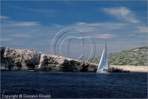 CROATIA - KORNATI (Croazia - Isole Incoronate) - navigazione a vela tra le isole