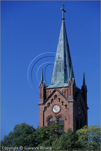 FINLAND - FINLANDIA - UUSIKAUPUNKI - la chiesa