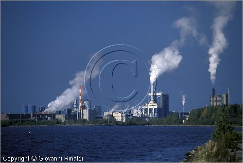 FINLAND - FINLANDIA - KEMI - la zona industriale