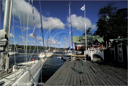 FINLAND - FINLANDIA - ISOLE ALAND - Mariehamn - il porto occidentale