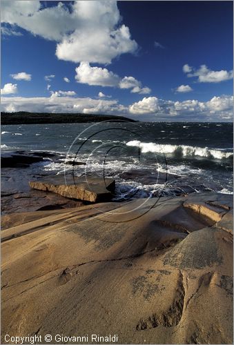 FINLAND - FINLANDIA - ISOLE ALAND - Dano (l'isola pi a nord dell'arcipelago) - veduta della costa granitica settentrionale