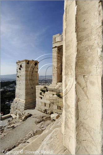 GREECE - ATENE - ATHENS - Acropoli - Acropolis - Monumento di Eumene presso i Propilei