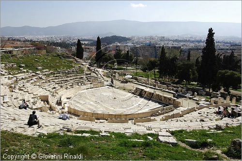 GREECE - ATENE - ATHENS - Acropoli - Acropolis - il teatro di Dionisio ai piedi della collina