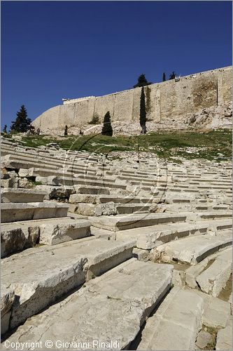 GREECE - ATENE - ATHENS - Acropoli - Acropolis - il teatro di Dionisio ai piedi della collina