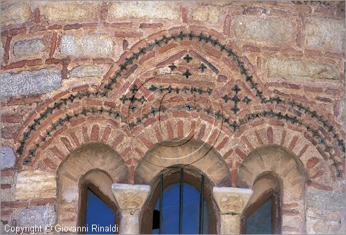 GREECE - CHIOS ISLAND (GRECIA - ISOLA DI CHIOS) - Pyrgi - chiesa di Agios Apostolos del XII secolo