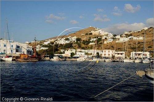 GRECIA - GREECE - Isole Cicladi - Ios - Ormos (porto)