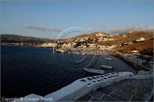 GRECIA - GREECE - Isole Cicladi - Ios - Ormos (porto)