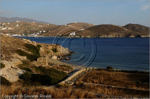 GRECIA - GREECE - Isole Cicladi - Ios -  Ormos - Tzamaria beach e dietro Aghia Irini