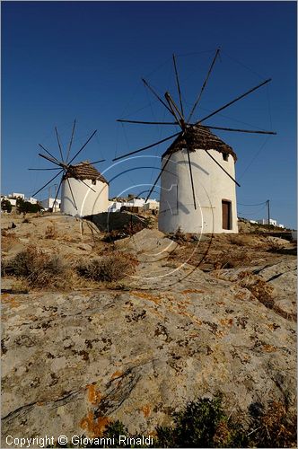 GRECIA - GREECE - Isole Cicladi - Ios - Chora - mulini