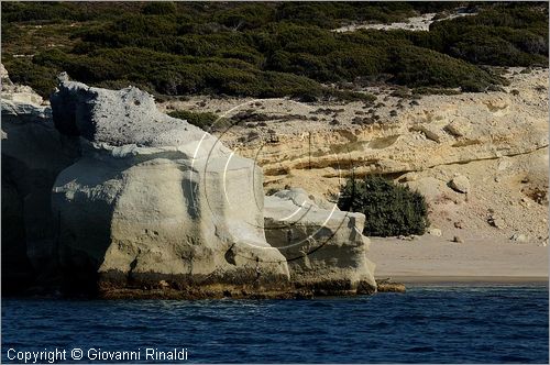 GRECIA - GREECE - Isole Cicladi - Milos - costa ovest - Triades Bay