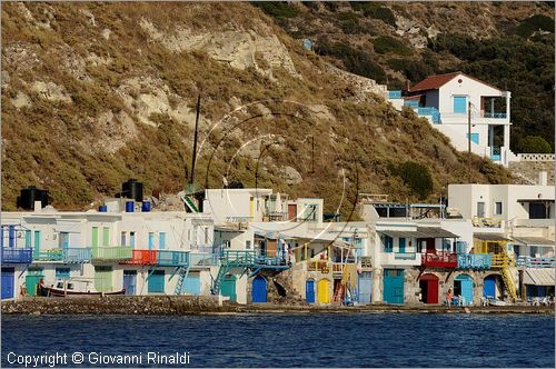 GRECIA - GREECE - Isole Cicladi - Milos - Klima - villaggio di pescatori a nord del porto