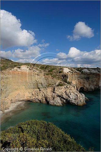 GRECIA - GREECE - Isole Cicladi - Milos - Costa sud - Tsigrado (Tsigradho)