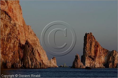 GRECIA - GREECE - Isole Cicladi - Polyeghos - costa sud - isoletta Kalogheri