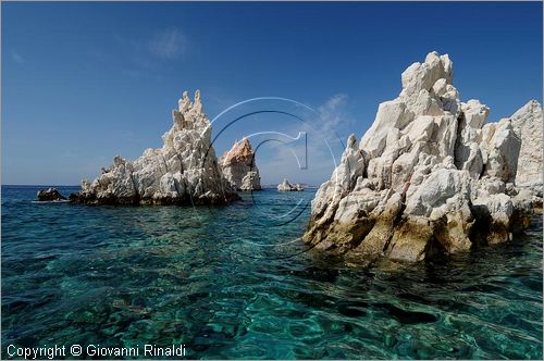 GRECIA - GREECE - Isole Cicladi - Polyeghos - costa sud