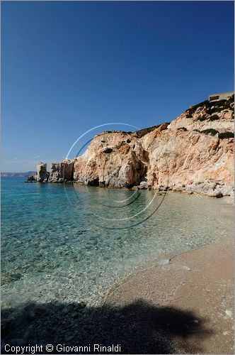 GRECIA - GREECE - Isole Cicladi - Polyeghos - costa sud - Fykiadha beach