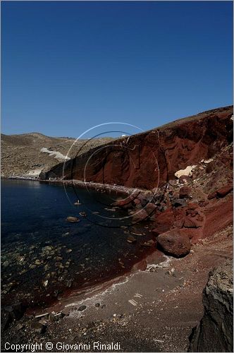 GRECIA - GREECE - Isole Cicladi - Santorini - costa sud - Kokkini bay (spiaggia rossa)