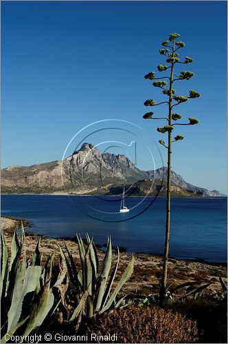 GRECIA - GREECE - Isola di Creta (Crete) - penisola di Gramvousa - Gramvousa Bay visto lall'isola di Imeri Gramvousa