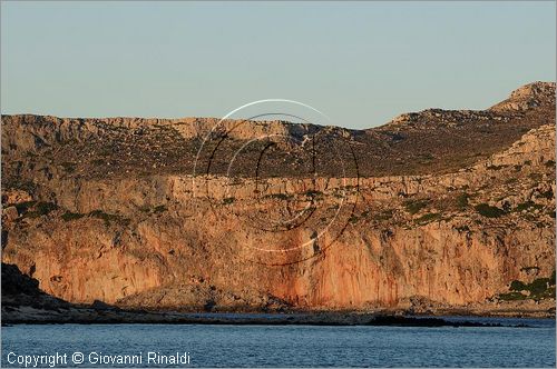 GRECIA - GREECE - Isola di Creta (Crete) - penisola di Gramvousa - Gramvousa Bay visto lall'isola di Imeri Gramvousa