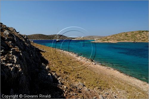 GRECIA - GREECE - Isole del Dodecaneso - Dodecanese Islands - Isola di Arki - costa sud tra le isolette di Macronisi, Tsouka e Kalovolos