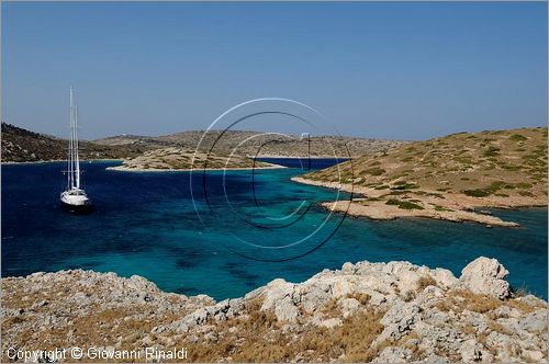 GRECIA - GREECE - Isole del Dodecaneso - Dodecanese Islands - Isola di Arki - costa sud tra le isolette di Macronisi, Tsouka e Kalovolos