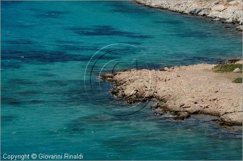 GRECIA - GREECE - Isole del Dodecaneso - Dodecanese Islands - Isola di Arki - costa sud tra le isolette di Macronisi, Tsouka e Kalovolos