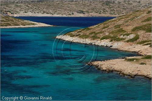 GRECIA - GREECE - Isole del Dodecaneso - Dodecanese Islands - Isola di Arki - costa sud tra le isolette di Macronisi, Tsouka e Kalovolos