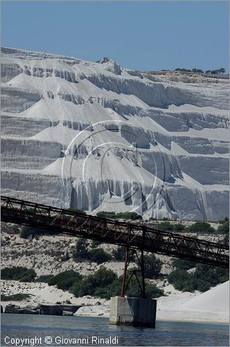 GRECIA - GREECE - Isole del Dodecaneso - Dodecanese Islands - Isola di Giali - cave di pomice