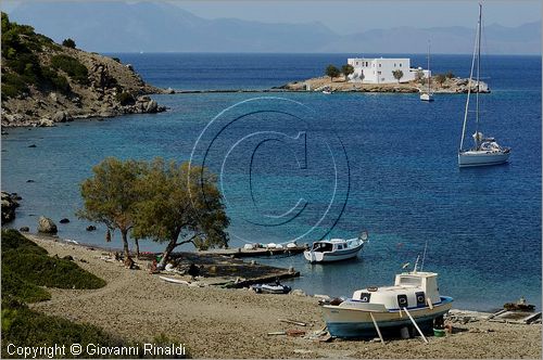 GRECIA - GREECE - Isole del Dodecaneso - Dodecanese Islands - Isola di Simi - Symi - Agios Emilianos nella baia di Skomisa