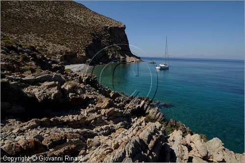 GRECIA - GREECE - Isole del Dodecaneso - Dodecanese Islands - Isola di Tilos - costa est - Lendi beach