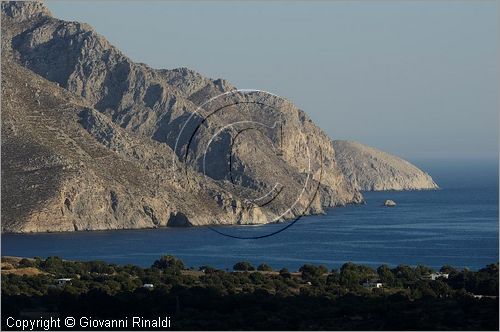 GRECIA - GREECE - Isole del Dodecaneso - Dodecanese Islands - Isola di Tilos - vista sul golfo di Eristos nella costa sud da Megalo Horio