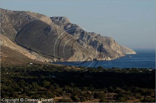 GRECIA - GREECE - Isole del Dodecaneso - Dodecanese Islands - Isola di Tilos - vista sul golfo di Eristos nella costa sud da Megalo Horio