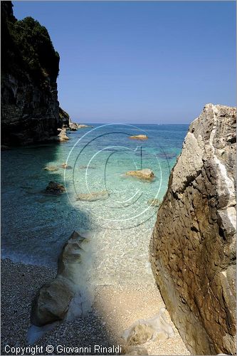 GRECIA - GREECE - Isole Ionie - Ionian Islans - Antipaxos (Antipaxi) - costa nord occidentale tra Capo Katovrika e Capo Stamateli