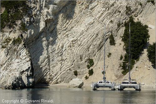 GRECIA - GREECE - Isole Ionie - Ionian Islans - Atokos - Cliff Bay