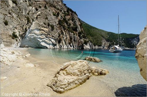 GRECIA - GREECE - Isole Ionie - Ionian Islans - Atokos - Cliff Bay