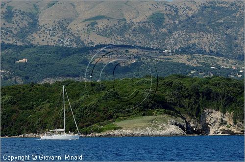 GRECIA - GREECE - Isole Ionie - Ionian Islans - Corf (Krkyra) - navigazione lungo il canale nord che la separa dall'Albania