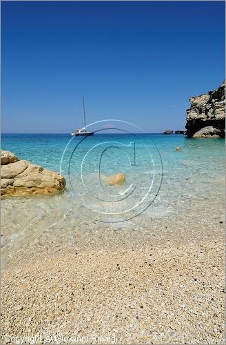 GRECIA - GREECE - Isole Ionie - Ionian Islans - Paxos (Paxi) - la costa nord occidentale presso Cape Laterna