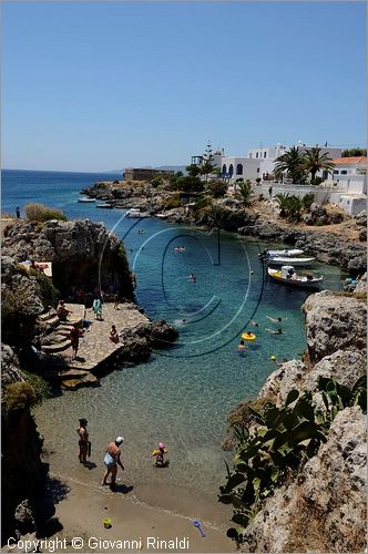 GRECIA - GREECE - Ionio Meridionale - Isola di Kithera (Kithira Citera) - costa suddest - Avlemonas