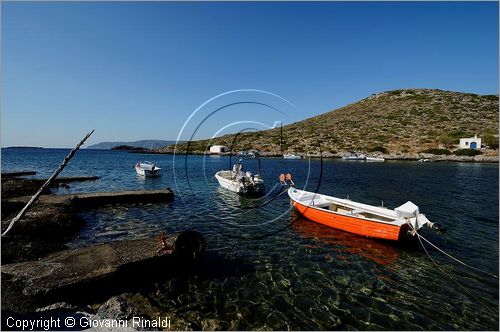 GRECIA - GREECE - Ionio Meridionale - Isola di Kithera (Kithira Citera) - costa ovest - Limnionas