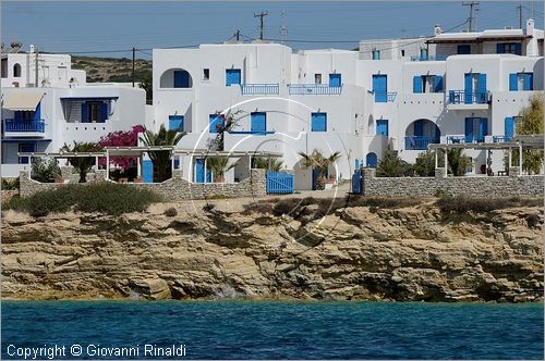 GRECIA - GREECE - Piccole Cicladi  - Minor Cyclades - Koufonisia - Pato Koufonisia (Koufonisi) - costa sud ovest - Ammos Bay e il porto