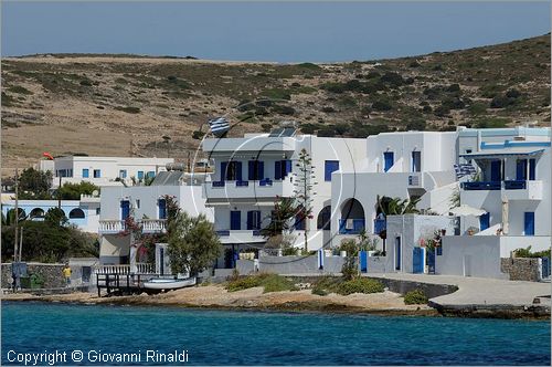 GRECIA - GREECE - Piccole Cicladi  - Minor Cyclades - Koufonisia - Pato Koufonisia (Koufonisi) - costa sud ovest - Ammos Bay e il porto