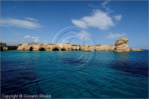 GRECIA - GREECE - Piccole Cicladi  - Minor Cyclades - Koufonisia (Koufonisi) - Isoletta di Ghlaronisi di fronte alla costa est di Kato Koufonisia