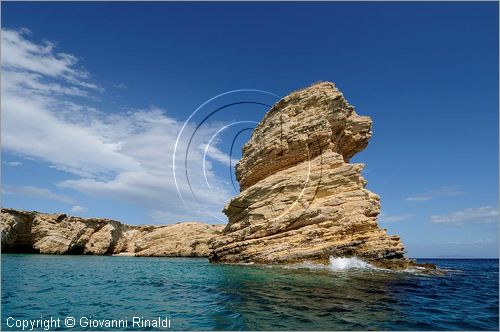 GRECIA - GREECE - Piccole Cicladi  - Minor Cyclades - Koufonisia (Koufonisi) - Isoletta di Ghlaronisi di fronte alla costa est di Kato Koufonisia